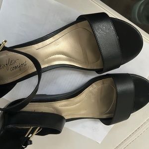 Black wedge shoes